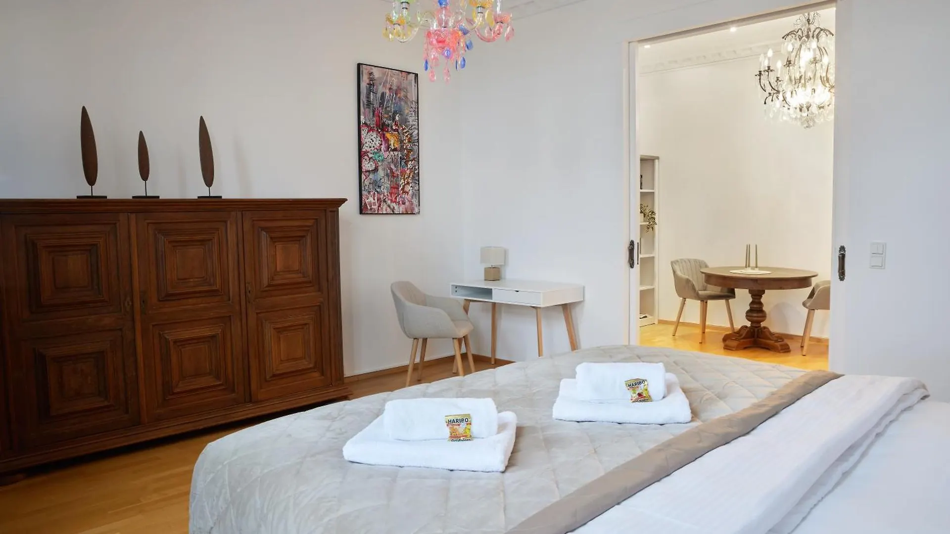 Apartment Idee Living: Design-Apartment- Netflix - 6 Pers Mannheim Deutschland