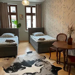 ferienwohnung-in-der-nahe-leipziger-zentrum.bestleipzighotels.com/