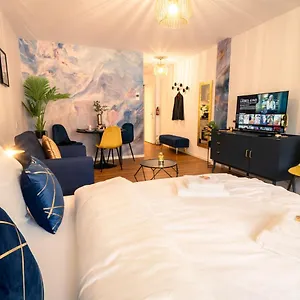  Apartment Premium - 1 Min To Hbf