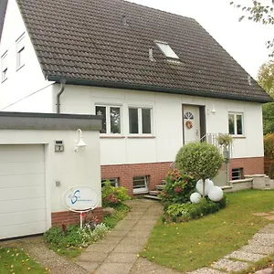casa-susanne.find-berlin-hotels.com/